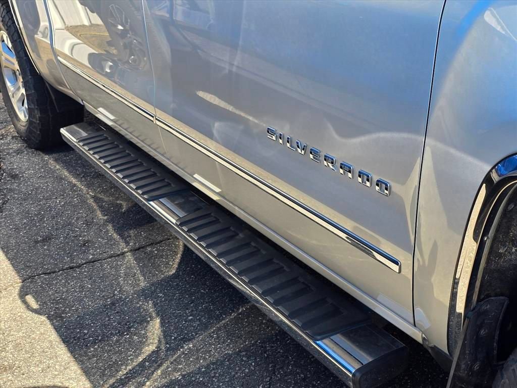 Used 2015 Chevrolet Silverado 1500 LTZ Z71 AWD/4WD image 14