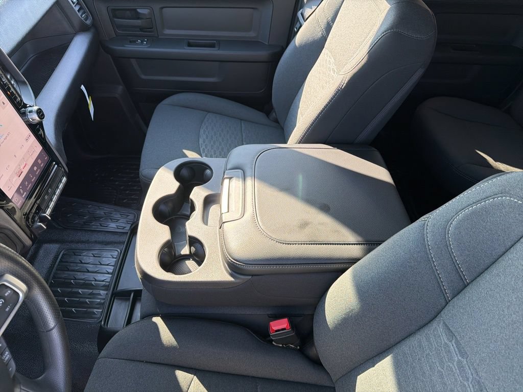 New 2026 RAM 3500 Tradesman AWD/4WD image 41