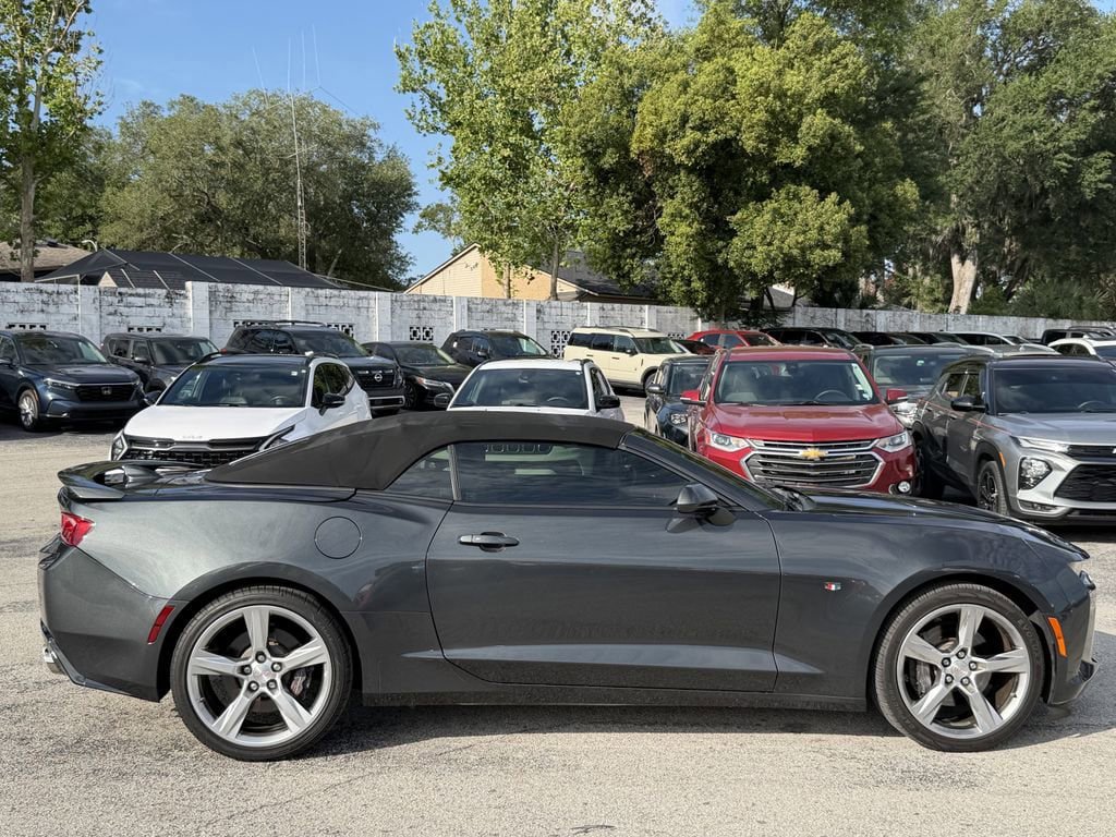 Used 2016 Chevrolet Camaro SS RWD image 4