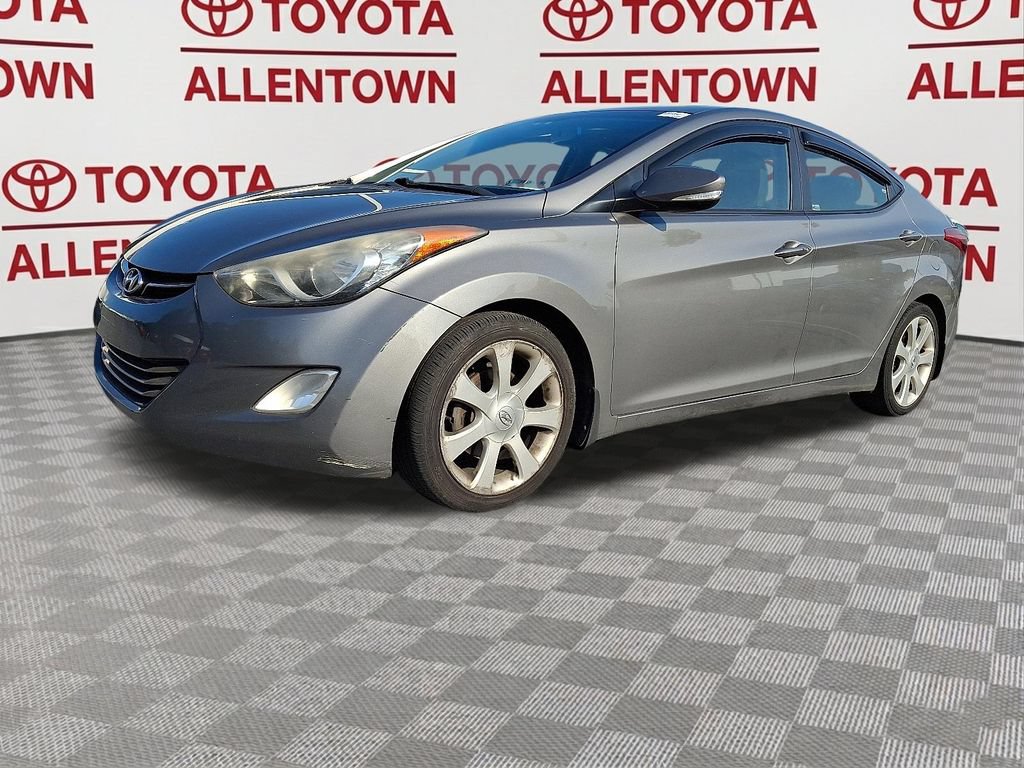 Used 2013 Hyundai Elantra Limited w/ Technology Pkg FWD image 3