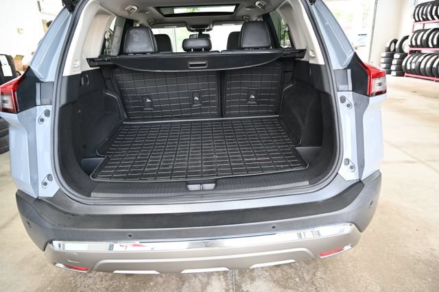 Used 2021 Nissan Rogue Platinum FWD image 33