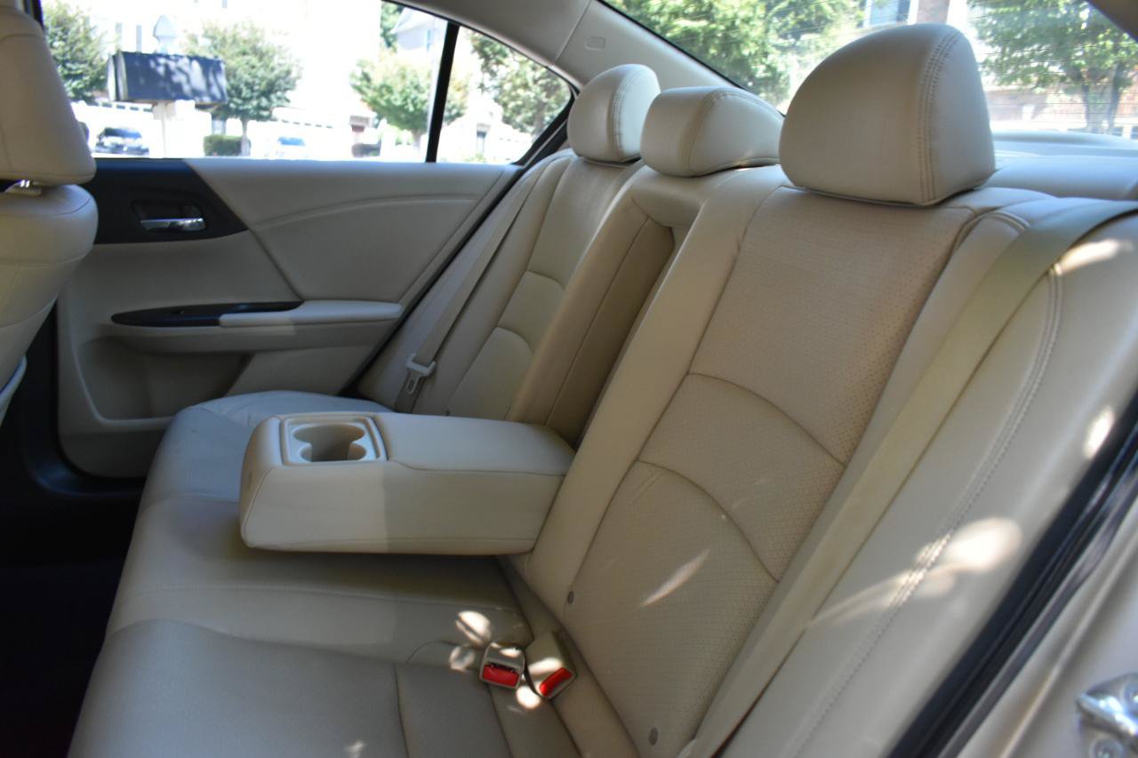Used 2015 Honda Accord EX-L image 28