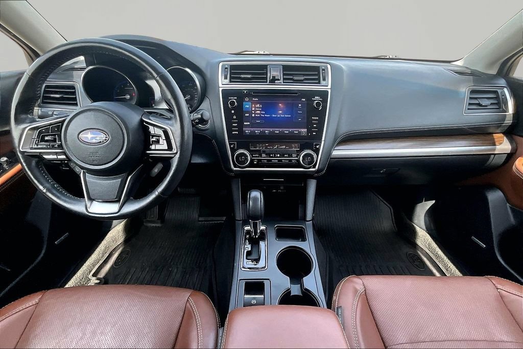 Used 2019 Subaru Outback 2.5i Touring AWD/4WD image 16