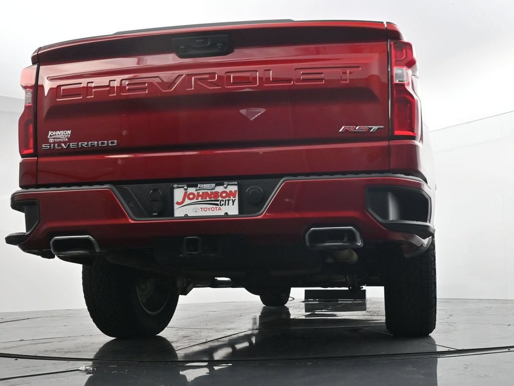 Used 2023 Chevrolet Silverado 1500 RST AWD/4WD image 35