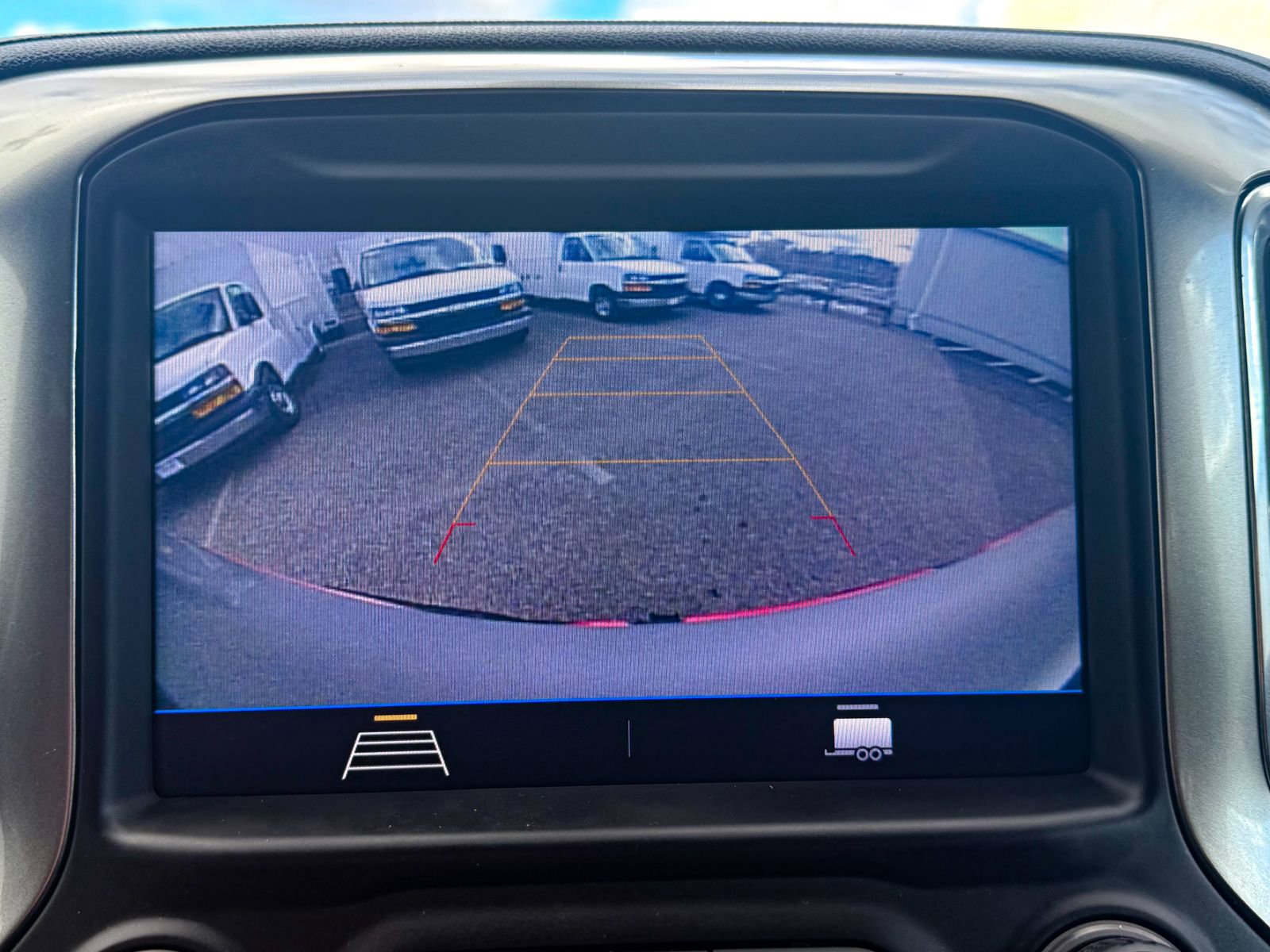 Certified 2021 Chevrolet Silverado 1500 LT Trail Boss w/ Bed Protection Package image 39