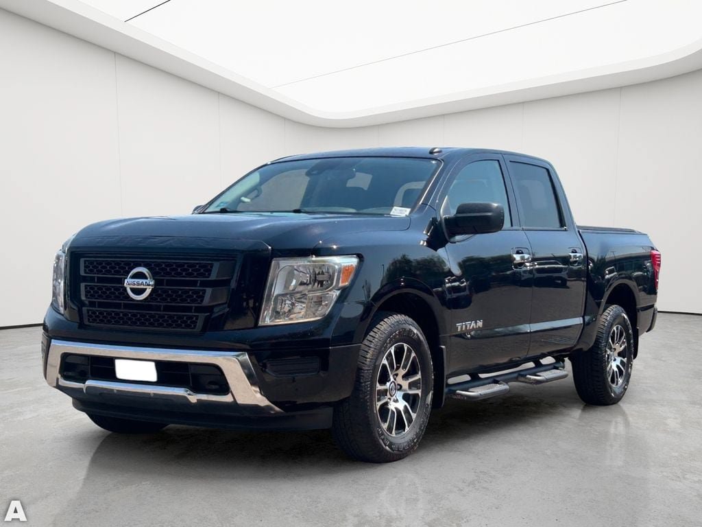 Used 2021 Nissan Titan SV w/ SV Convenience Package AWD/4WD image 2