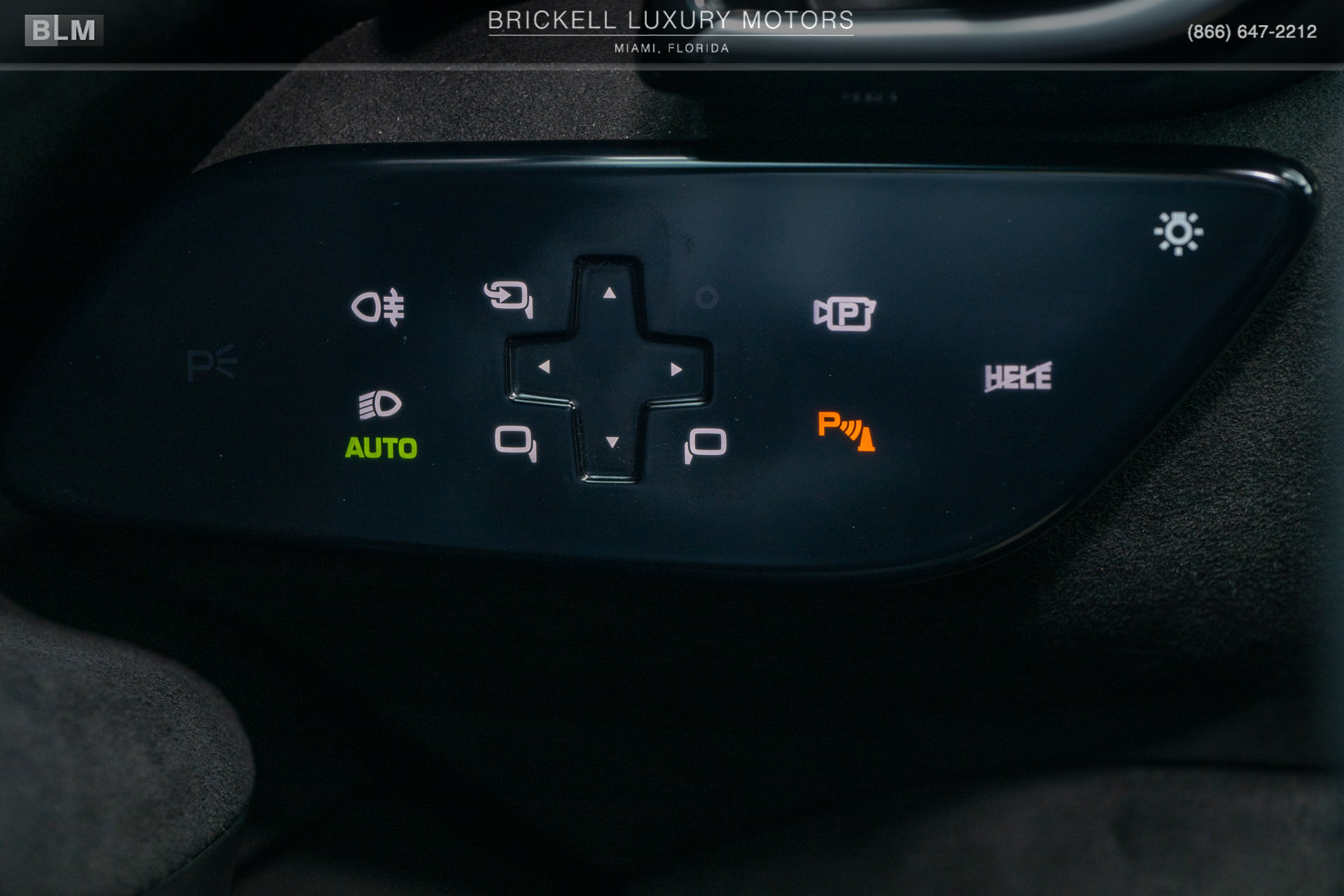 Used 2026 Ferrari Roma Spider RWD image 29