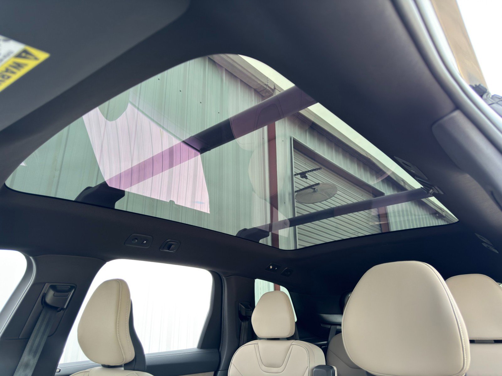 Used 2025 Volvo EX90 Ultra AWD/4WD image 12