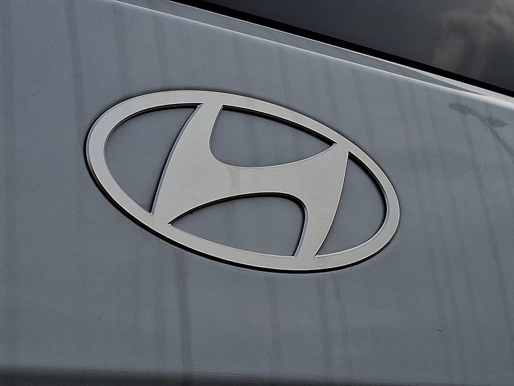 New 2026 Hyundai Santa Fe SE AWD/4WD image 18