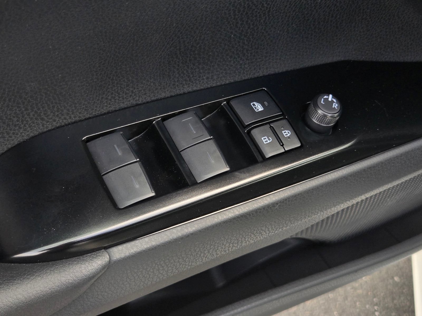 Certified 2026 Toyota Camry SE w/ Convenience Package FWD image 10