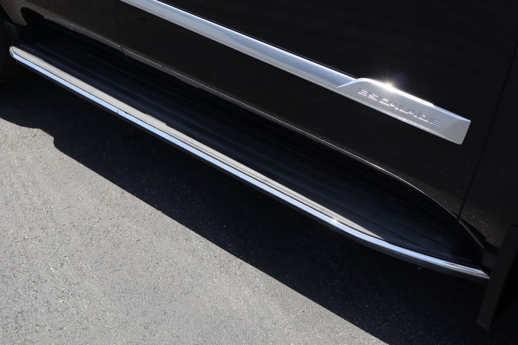 Used 2020 Cadillac Escalade Premium Luxury RWD image 11
