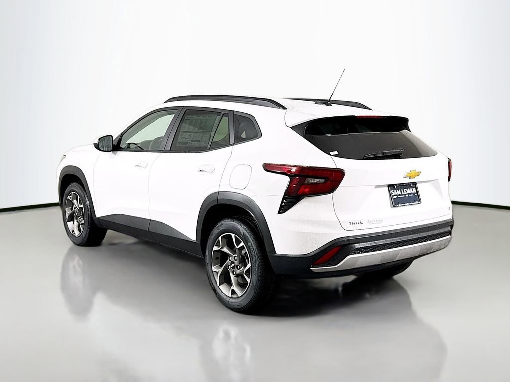 New 2026 Chevrolet Trax LT w/ Driver Confidence Package image 5