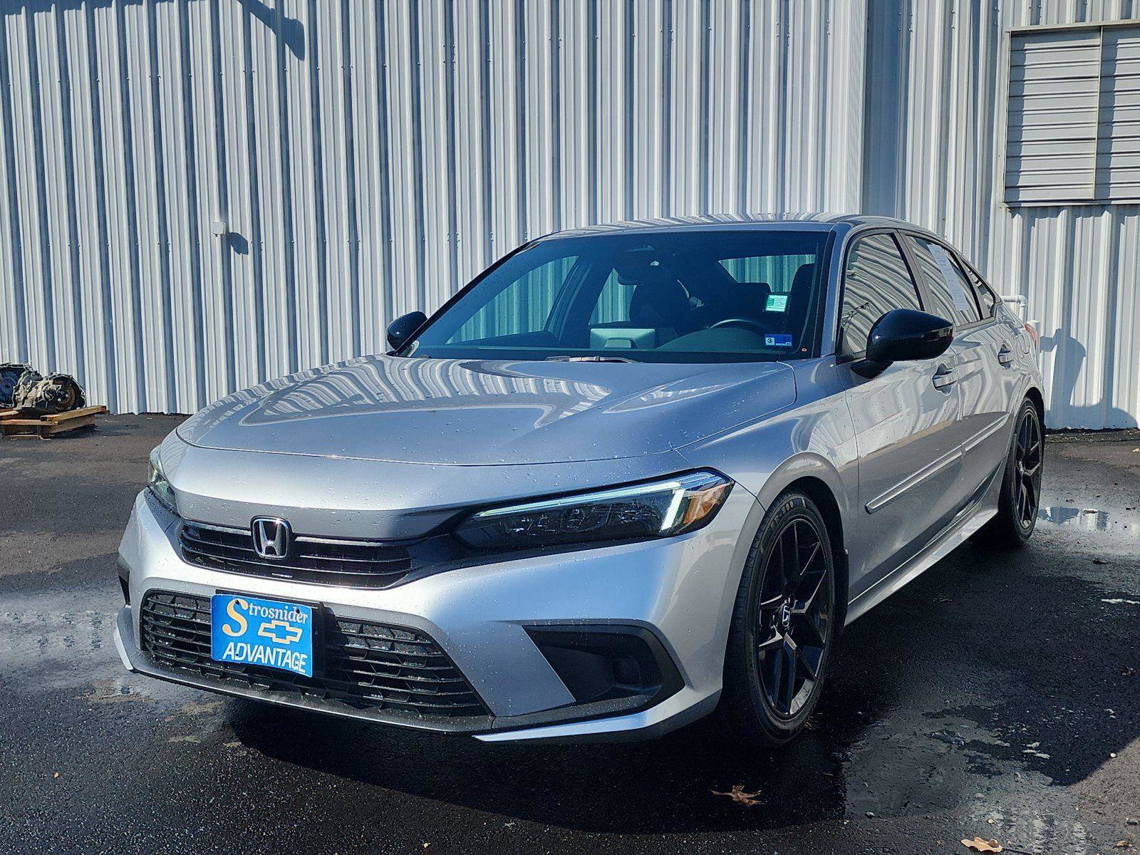 Used 2024 Honda Civic Sport image 1