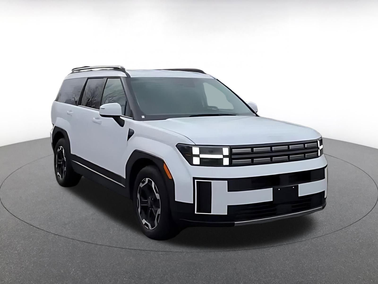 Used 2025 Hyundai Santa Fe SEL image 3