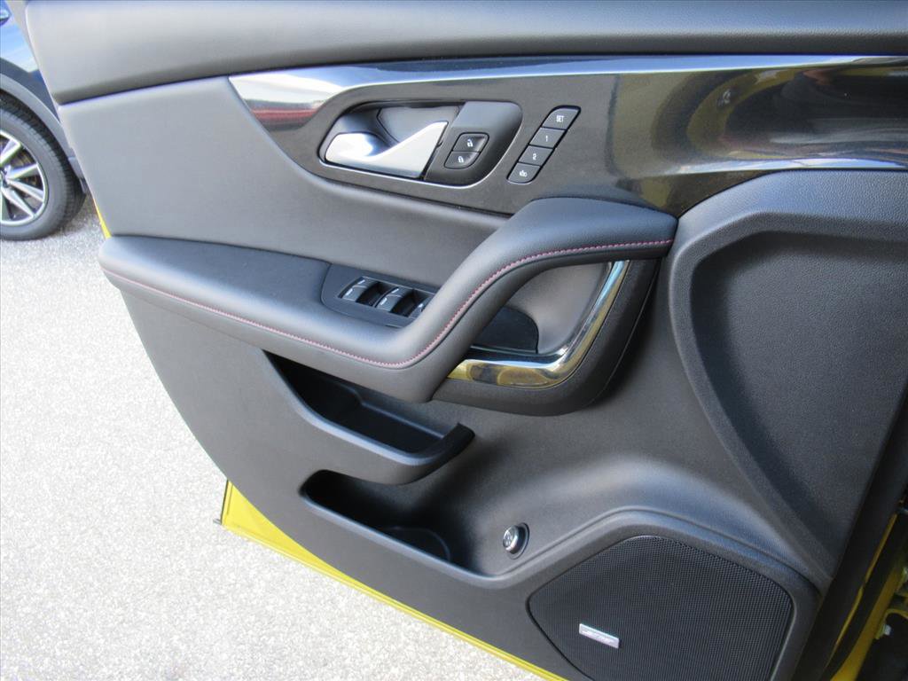 Used 2022 Chevrolet Blazer RS w/ Enhanced Convenience Package image 24