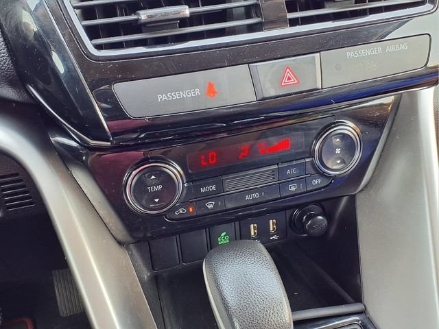 Used 2024 Mitsubishi Eclipse Cross AWD image 5