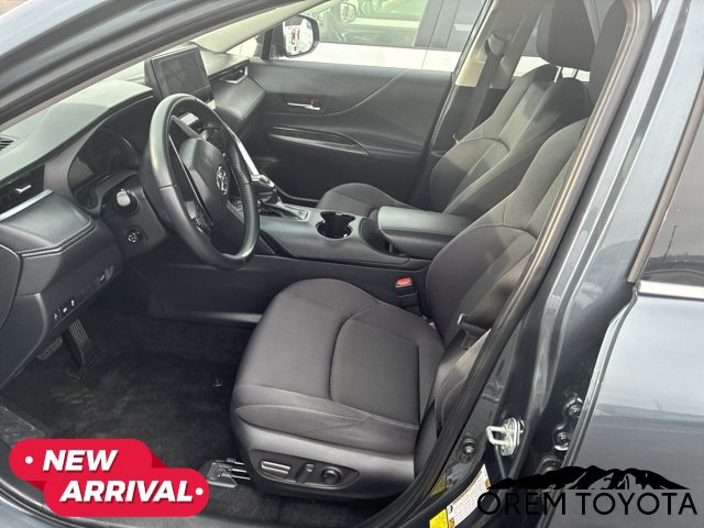 Used 2024 Toyota Venza LE AWD/4WD image 10