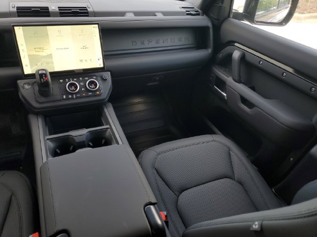 New 2026 Land Rover Defender 110 S AWD/4WD image 15