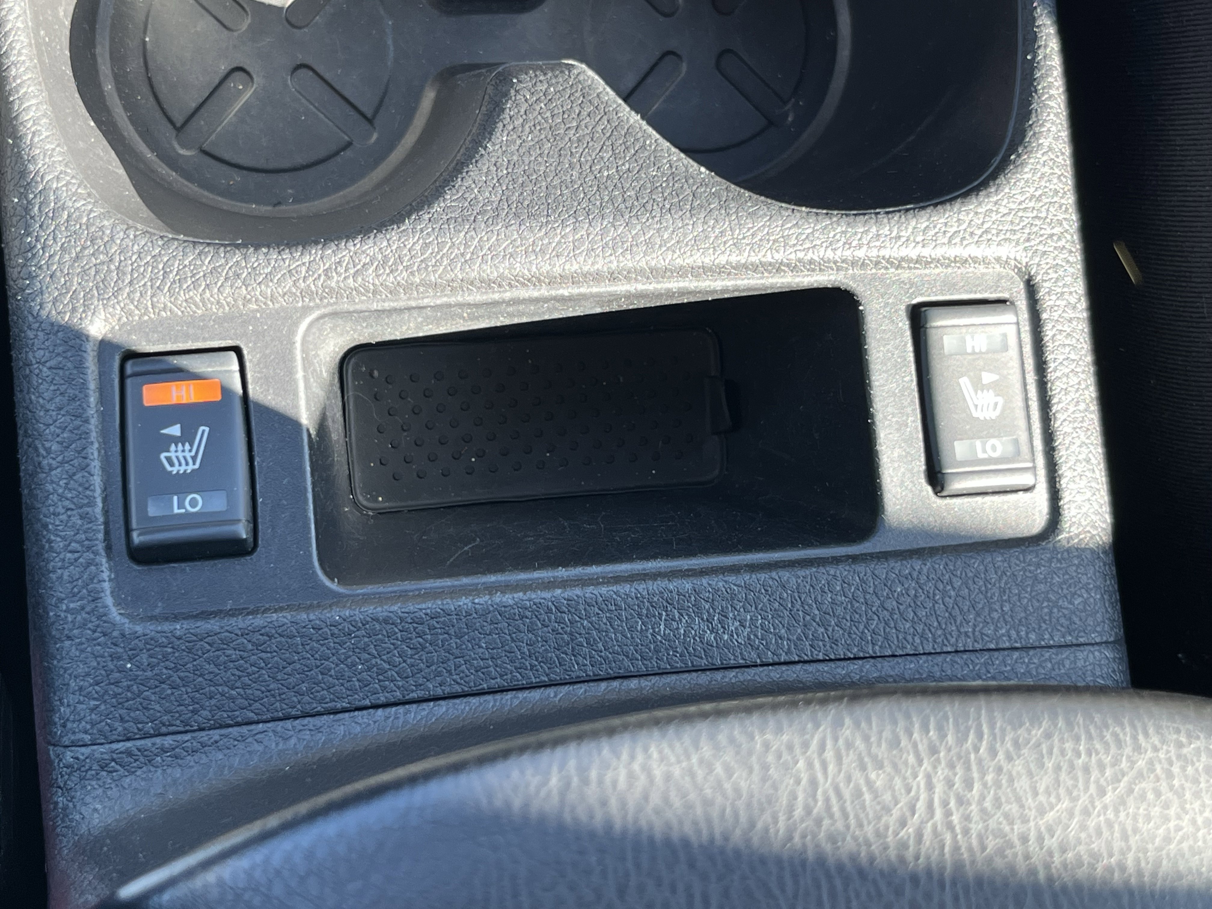 Used 2014 Nissan Rogue SL image 32