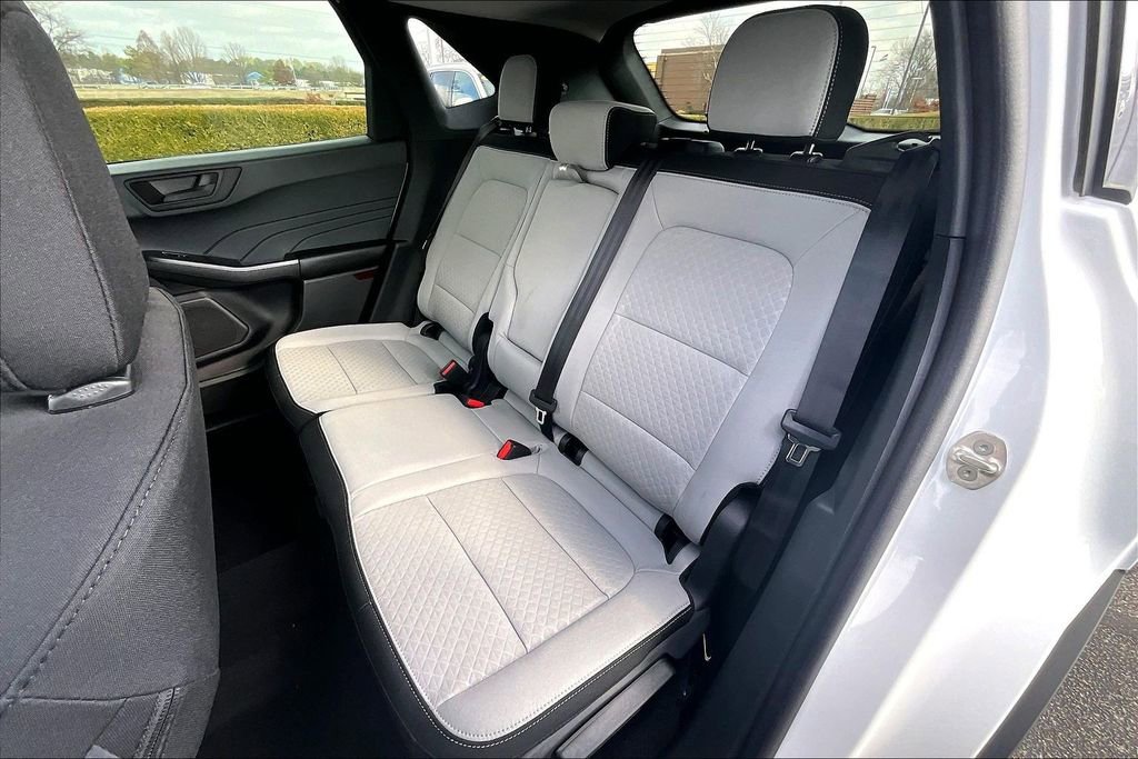 New 2026 Ford Escape Active image 10