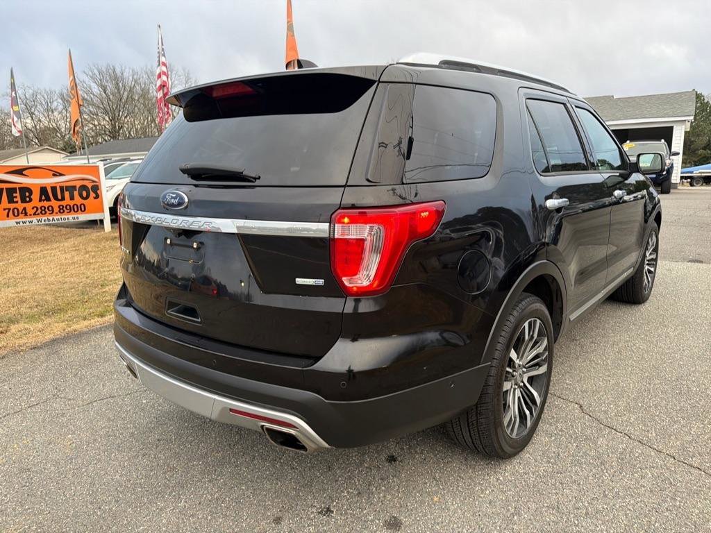 Used 2017 Ford Explorer Platinum image 8