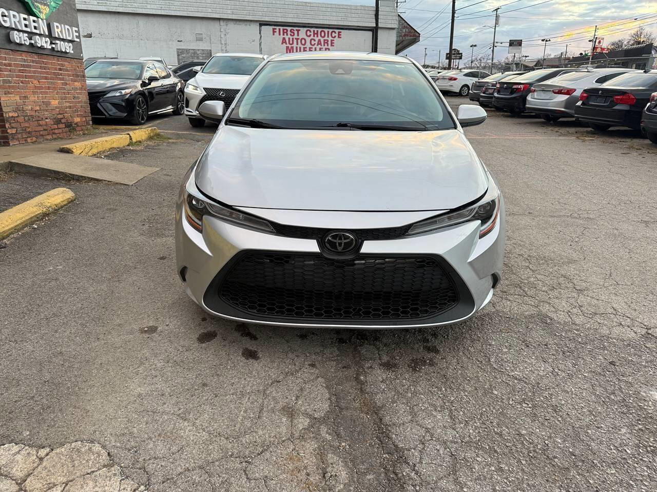 Used 2021 Toyota Corolla LE image 8