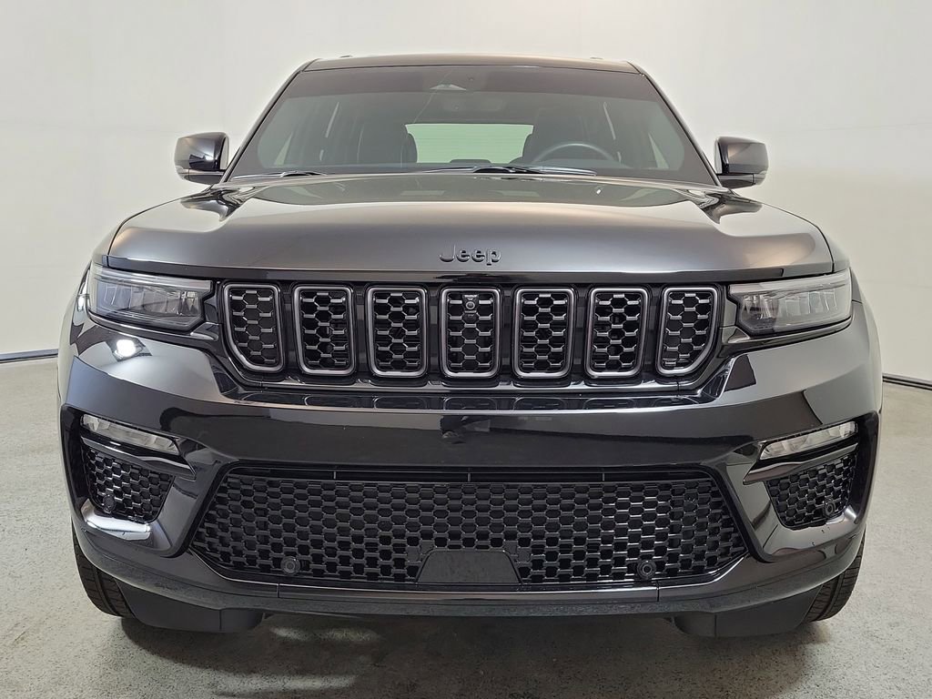 Used 2025 Jeep Grand Cherokee Summit w/ Obsidian Package image 2