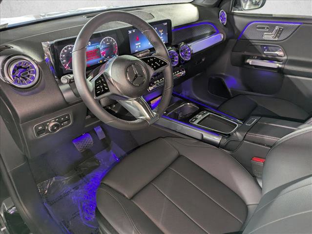 New 2025 Mercedes-Benz GLB 250 4MATIC image 3