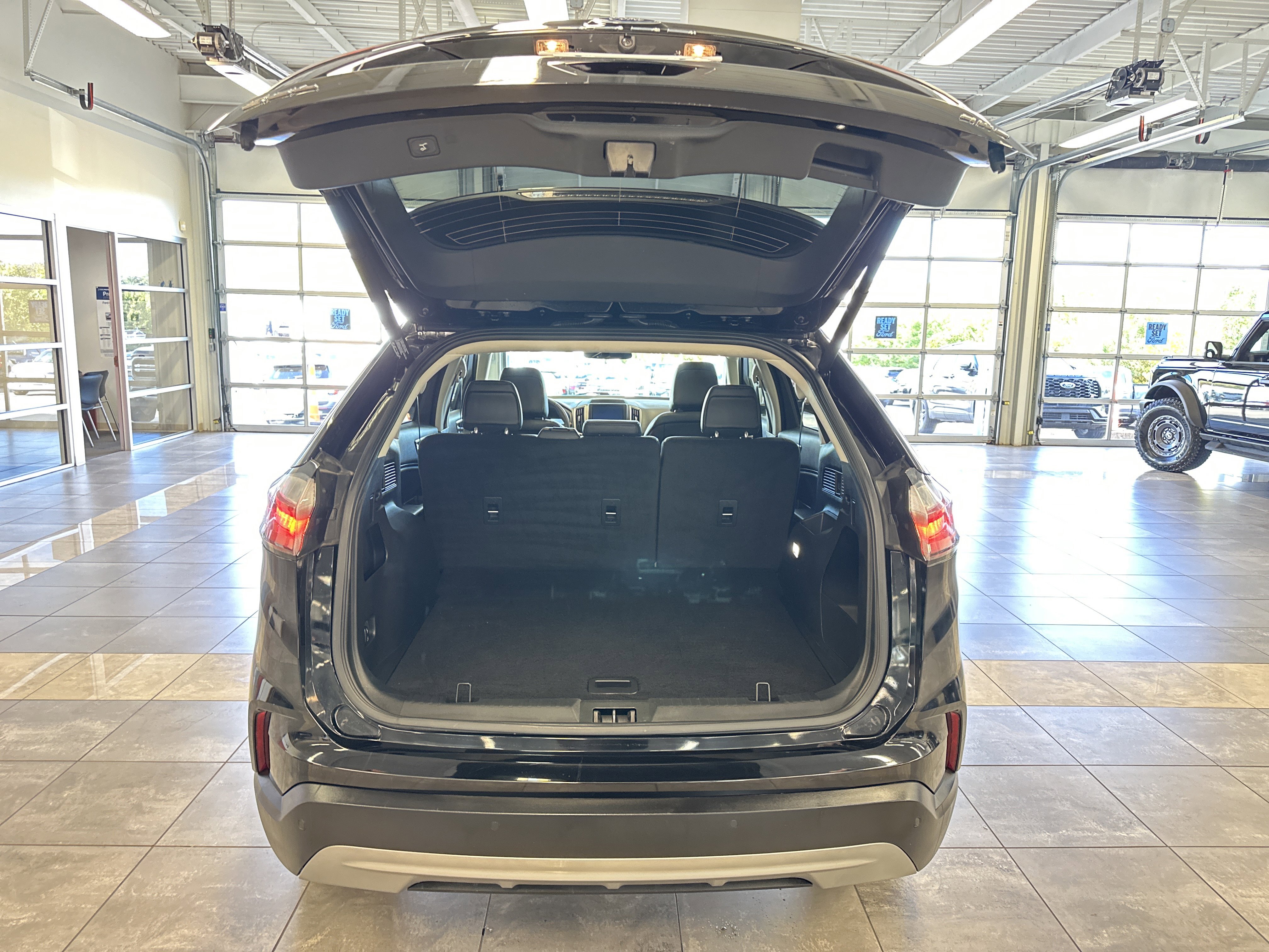 Certified 2022 Ford Edge SEL w/ Convenience Package image 29