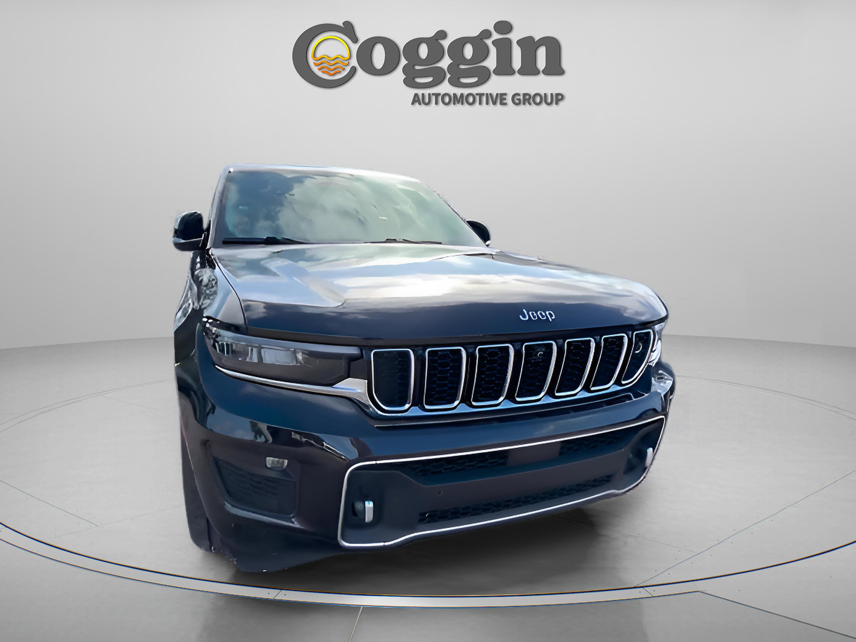 Used 2023 Jeep Grand Cherokee Overland w/ Adv Protech Group III image 18