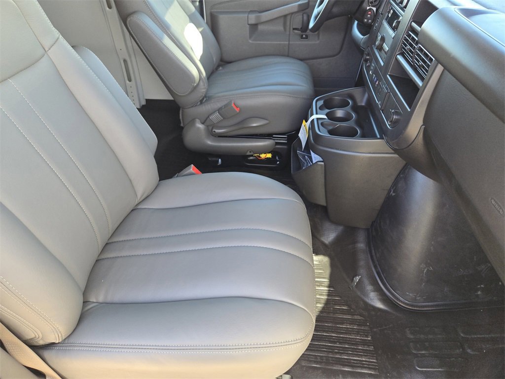 New 2025 Chevrolet Express 2500 w/ Driver Convenience Package image 6