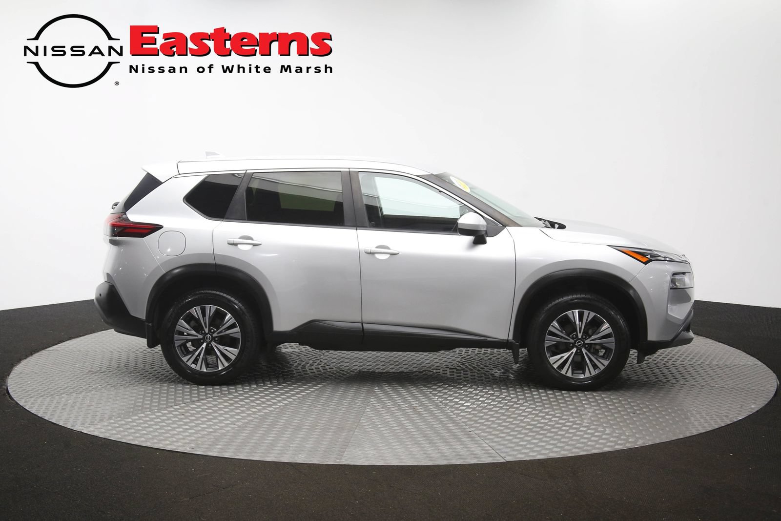 Used 2023 Nissan Rogue SV AWD/4WD image 45