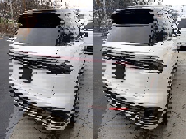 New 2026 Lincoln Nautilus Reserve image 6