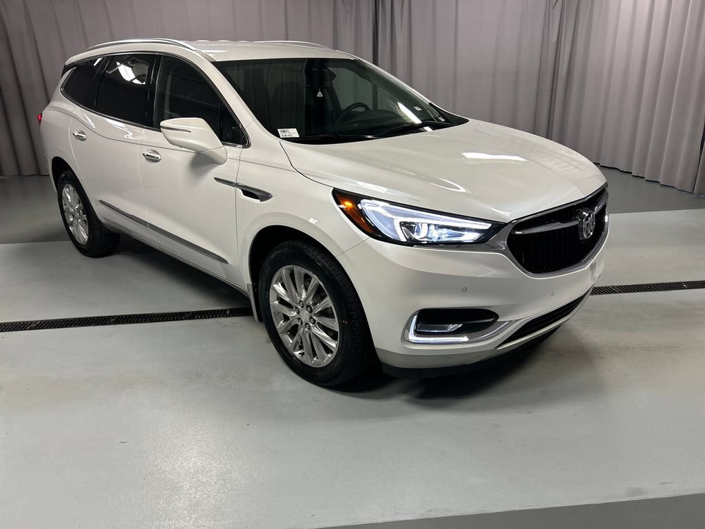 Used 2020 Buick Enclave Premium w/ Surround and Sites Package FWD image 1