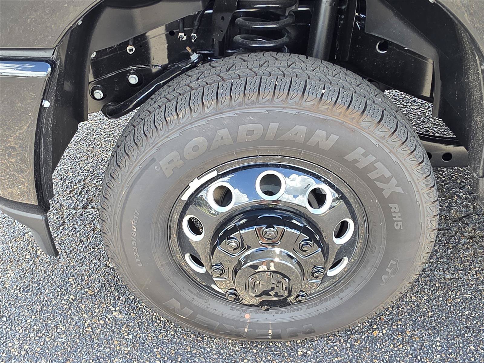 New 2026 RAM 3500 Big Horn AWD/4WD image 36