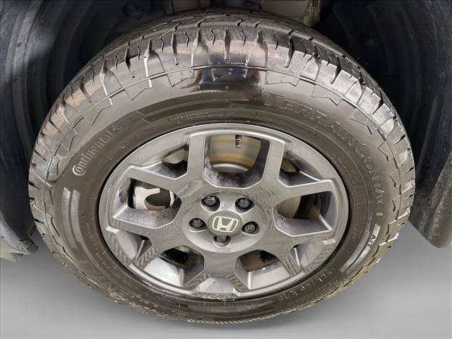 Used 2025 Honda Pilot TrailSport image 12
