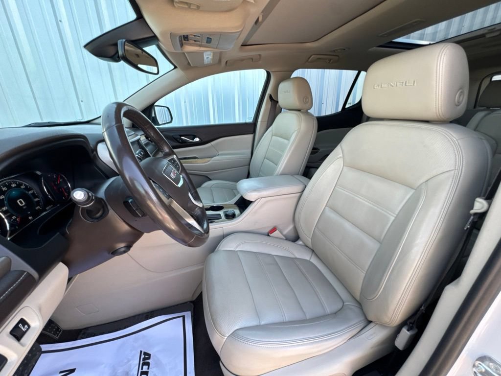 Used 2019 GMC Acadia Denali w/ Technology Package AWD/4WD image 12
