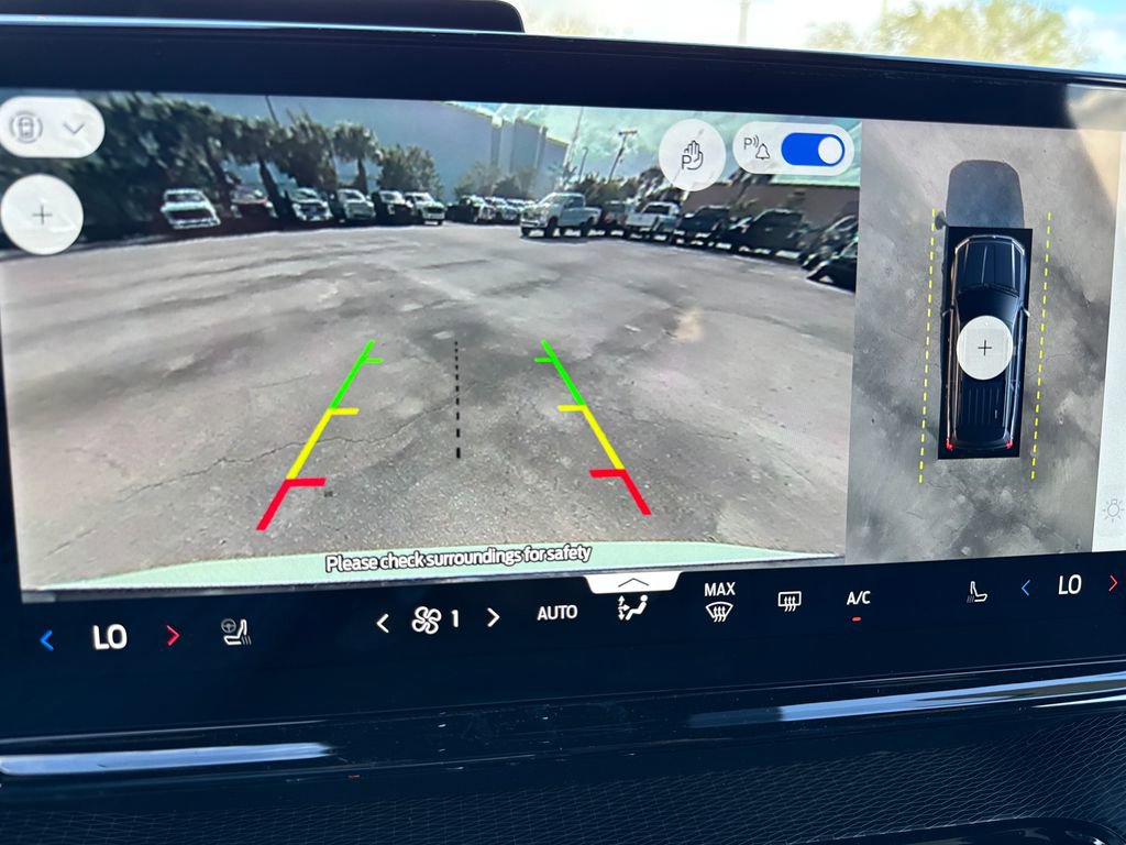 New 2026 Ford Expedition Platinum w/ Stealth Performance Package image 8