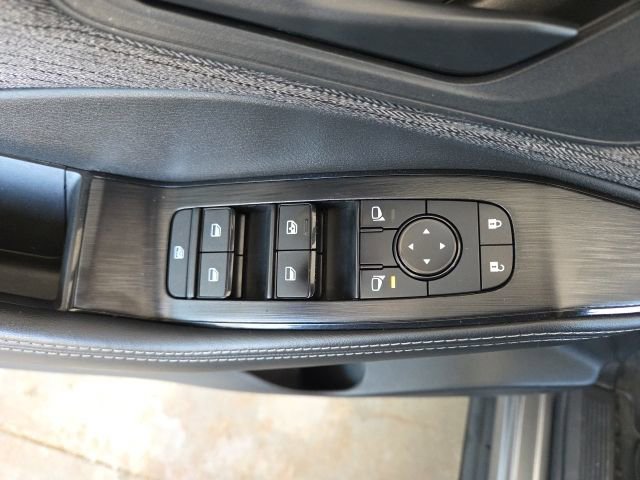 Used 2021 Nissan Rogue S FWD image 48