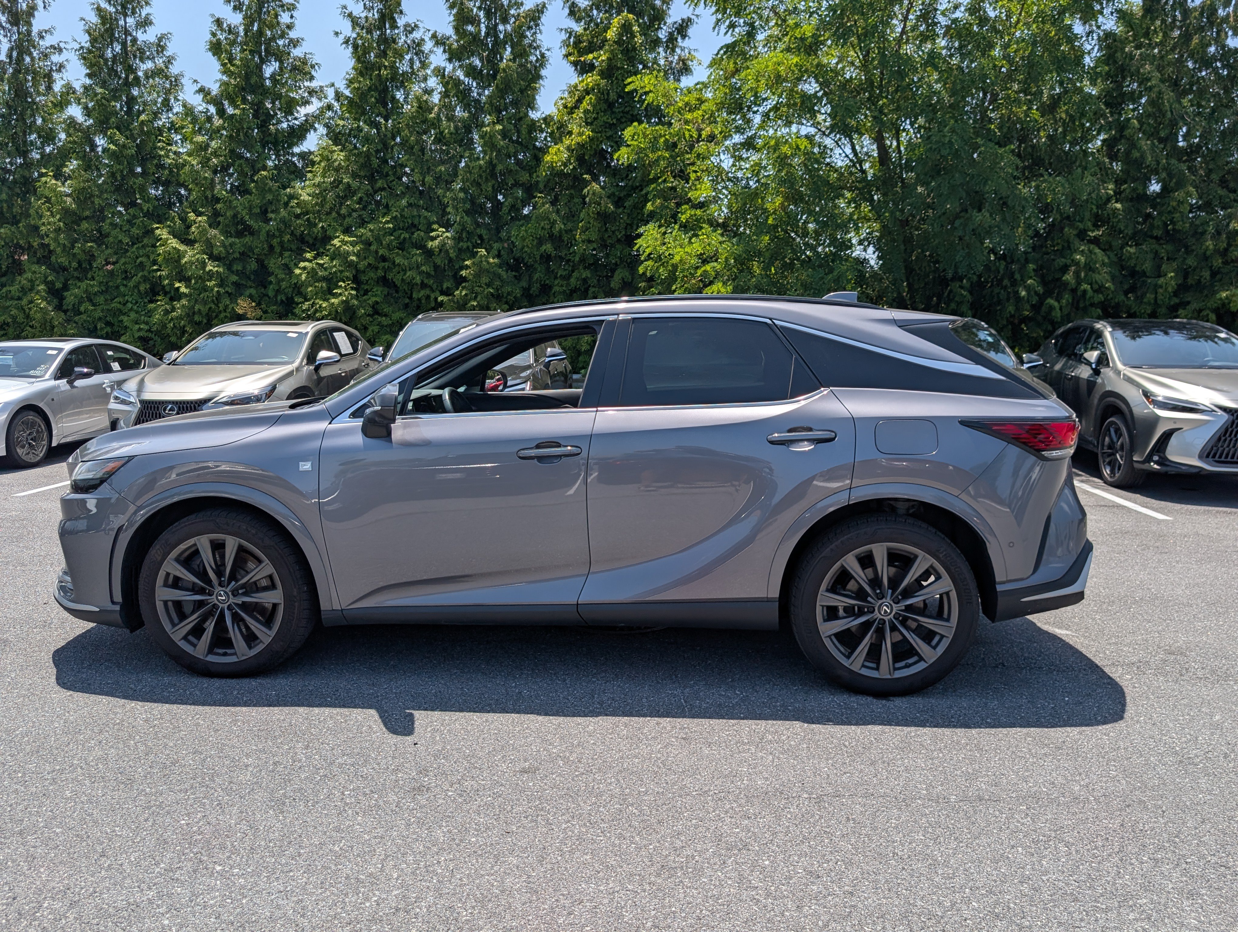 Used 2023 Lexus RX 350 F Sport w/ Accessory Package AWD/4WD image 6