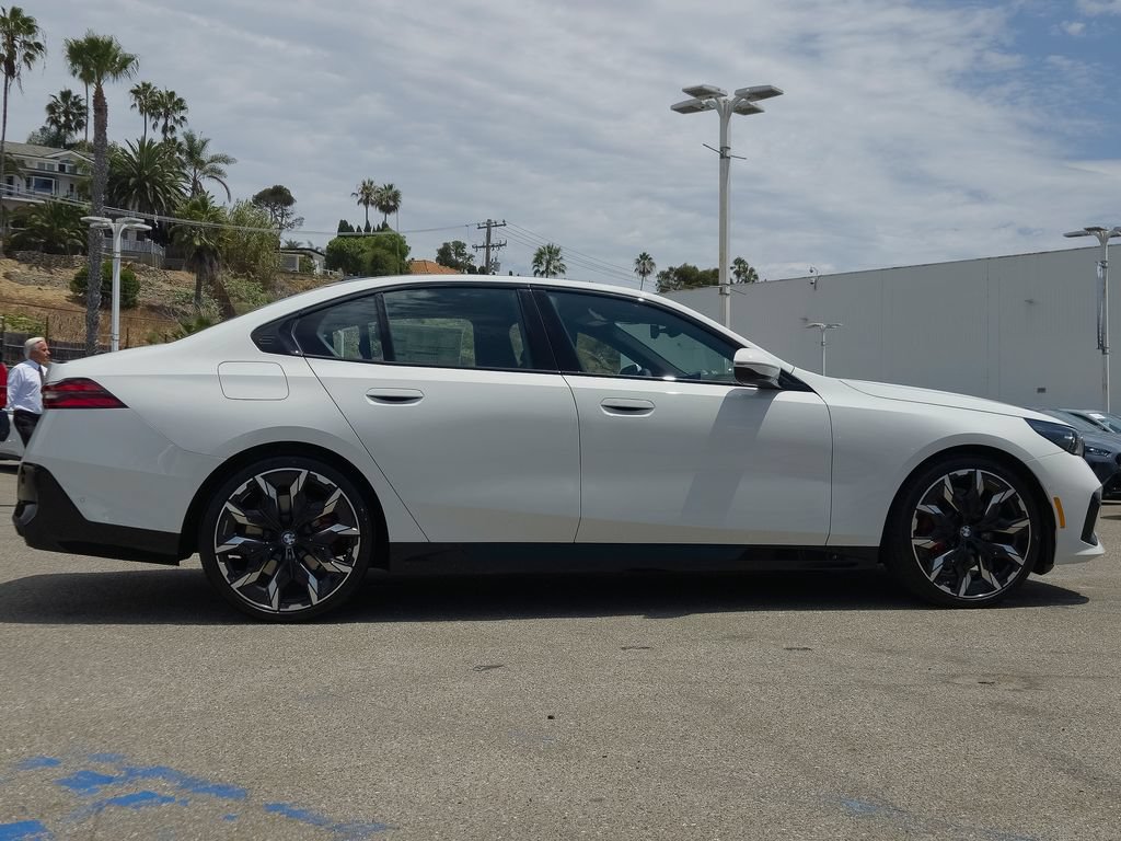 New 2027 BMW 530i w/ M Sport Package RWD image 3