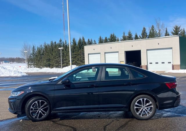 Used 2025 Volkswagen Jetta Sport image 20