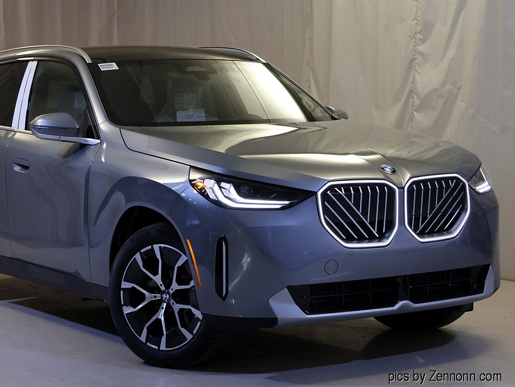 Used 2026 BMW X3 xDrive30i w/ Convenience Package AWD/4WD image 2