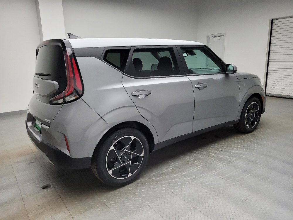 Used 2024 Kia Soul EX image 10