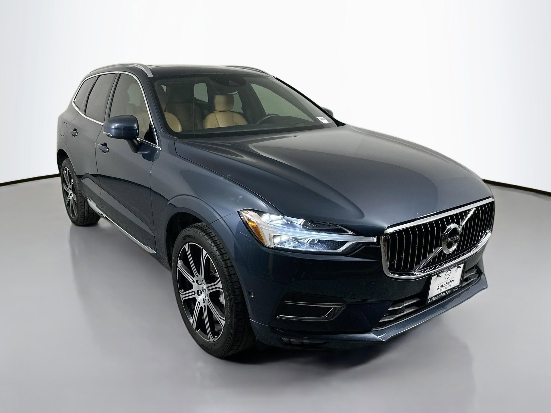 Used 2020 Volvo XC60 T5 Inscription image 3