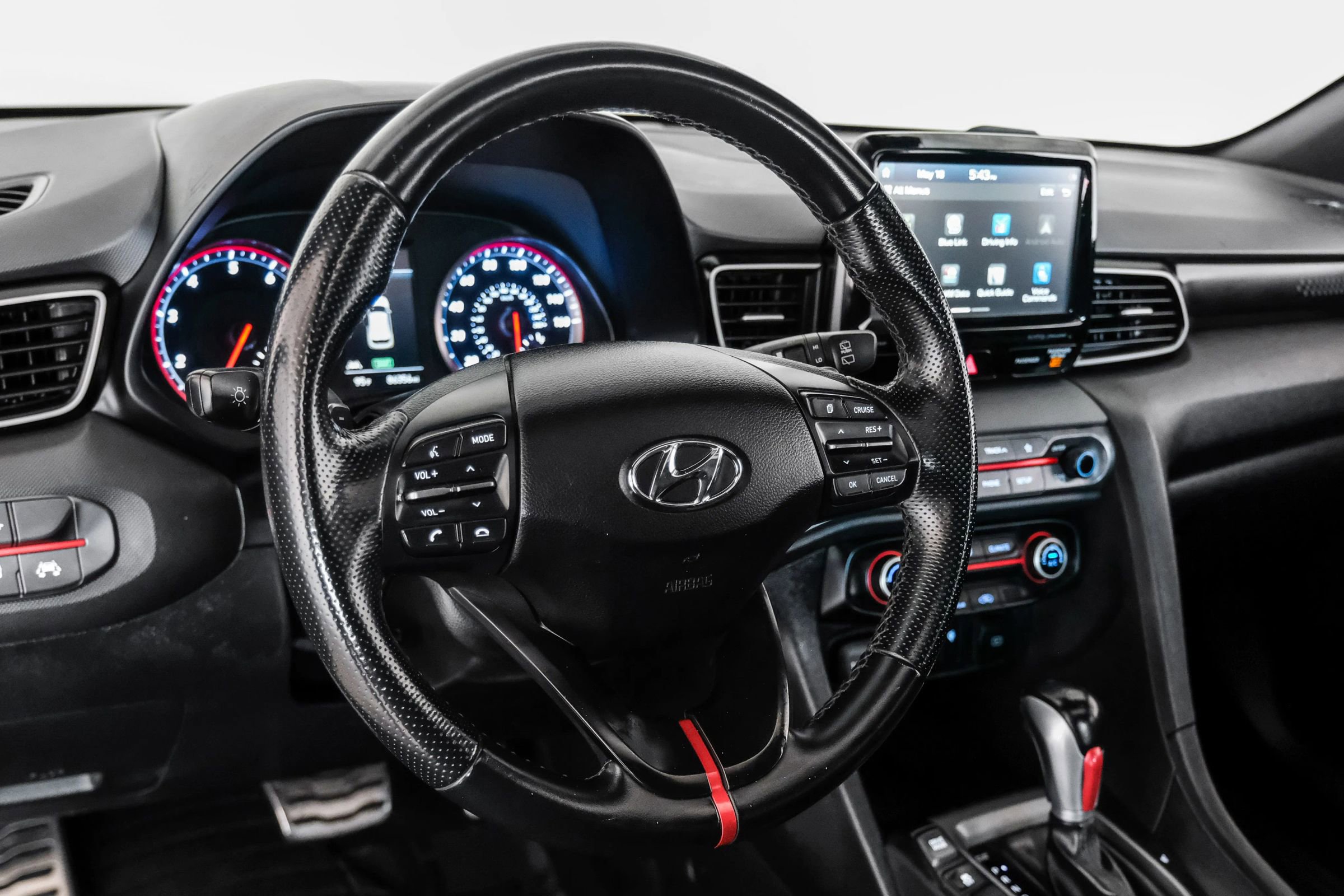 Used 2020 Hyundai Veloster Turbo FWD image 15