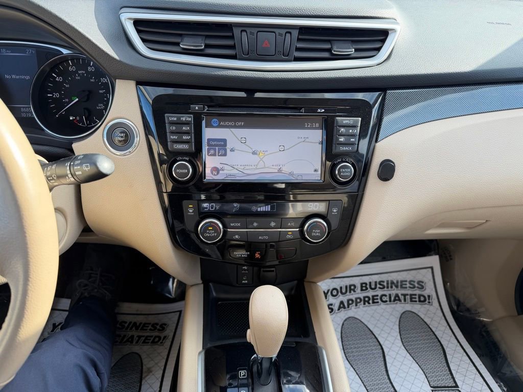 Used 2015 Nissan Rogue SL image 18