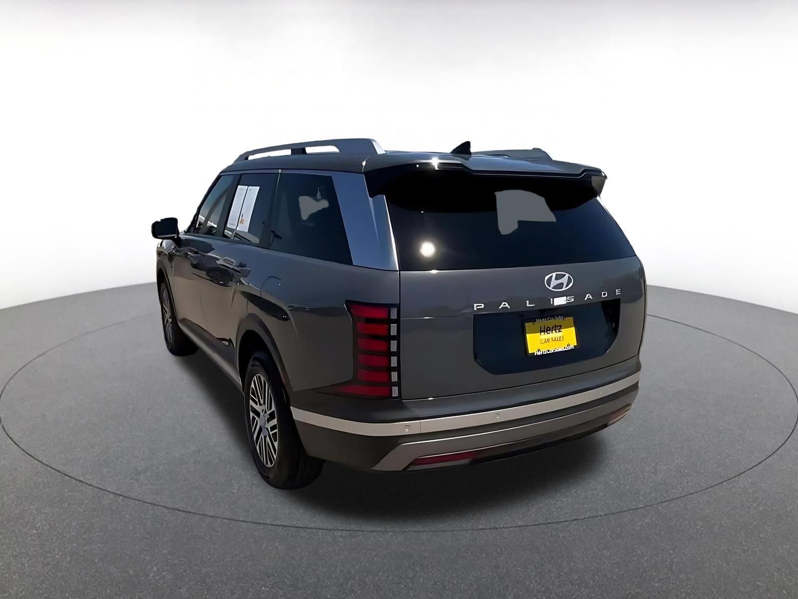 Used 2026 Hyundai Palisade SEL FWD image 10