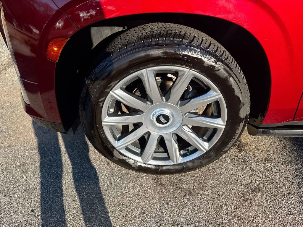 Used 2023 Cadillac Escalade Premium Luxury Platinum image 12