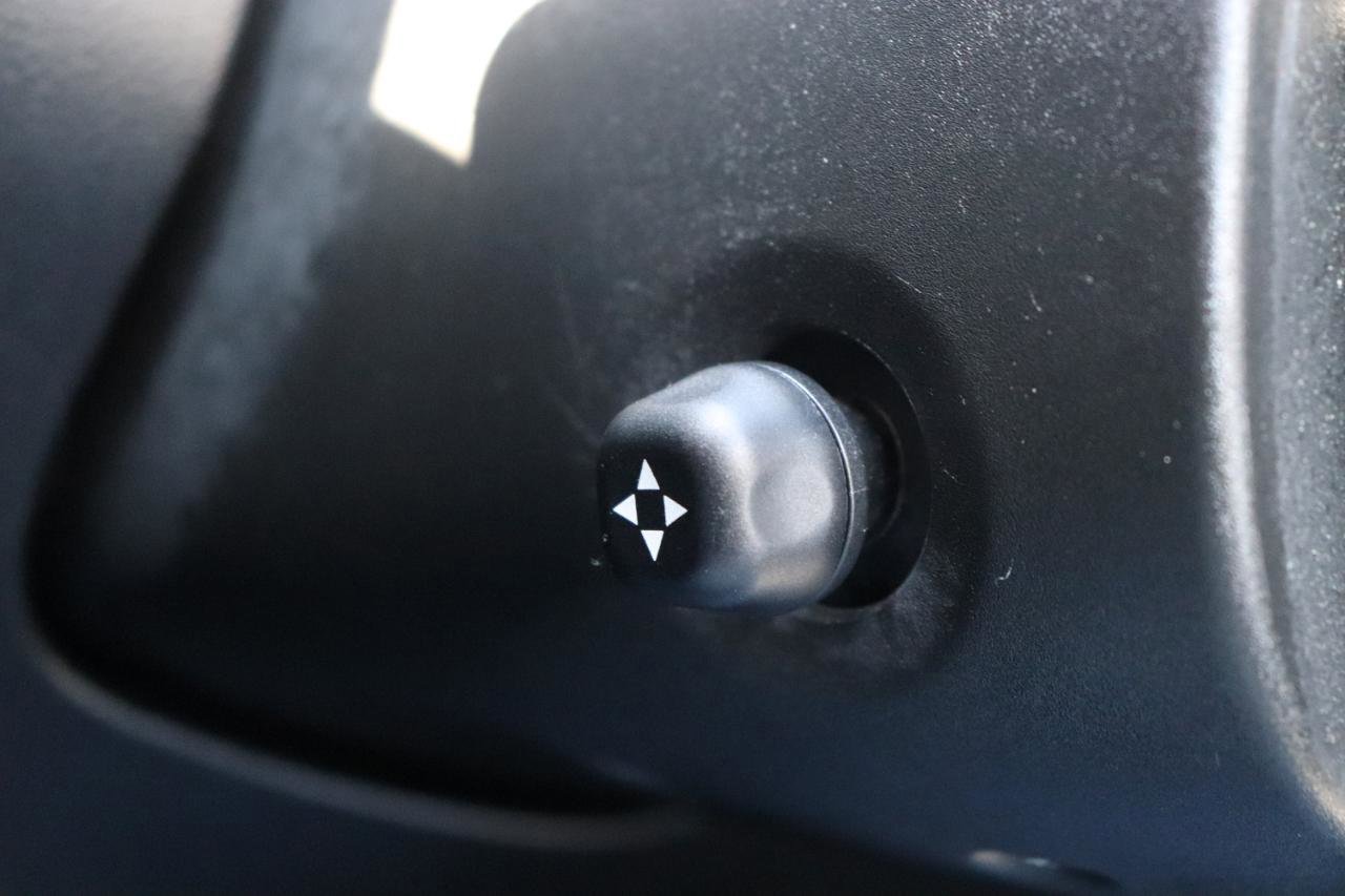 Used 2024 Jeep Wagoneer Series II w/ Flexible Seating Group AWD/4WD image 52